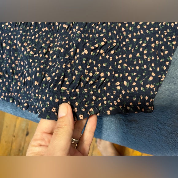 American Eagle Outfitters Off Shoulder Blouse Size XXL - Picture 5 of 8